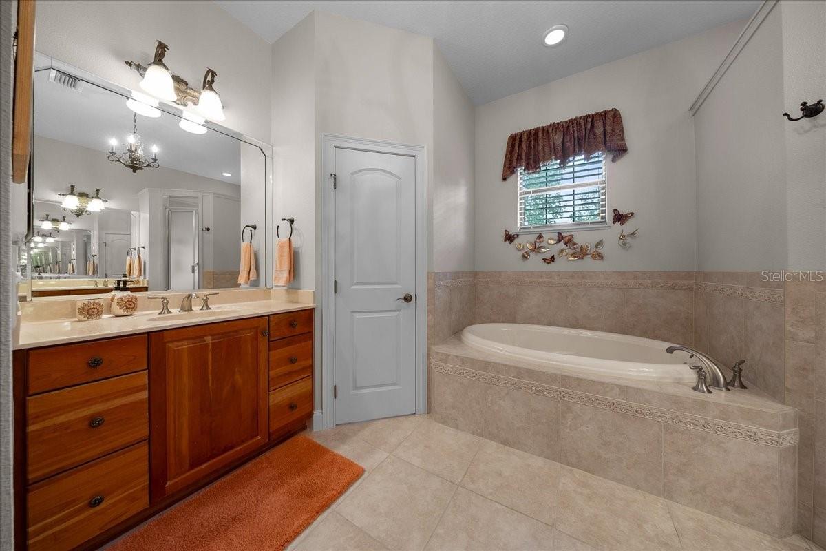 820 Se 36th Ln Property Photo 47