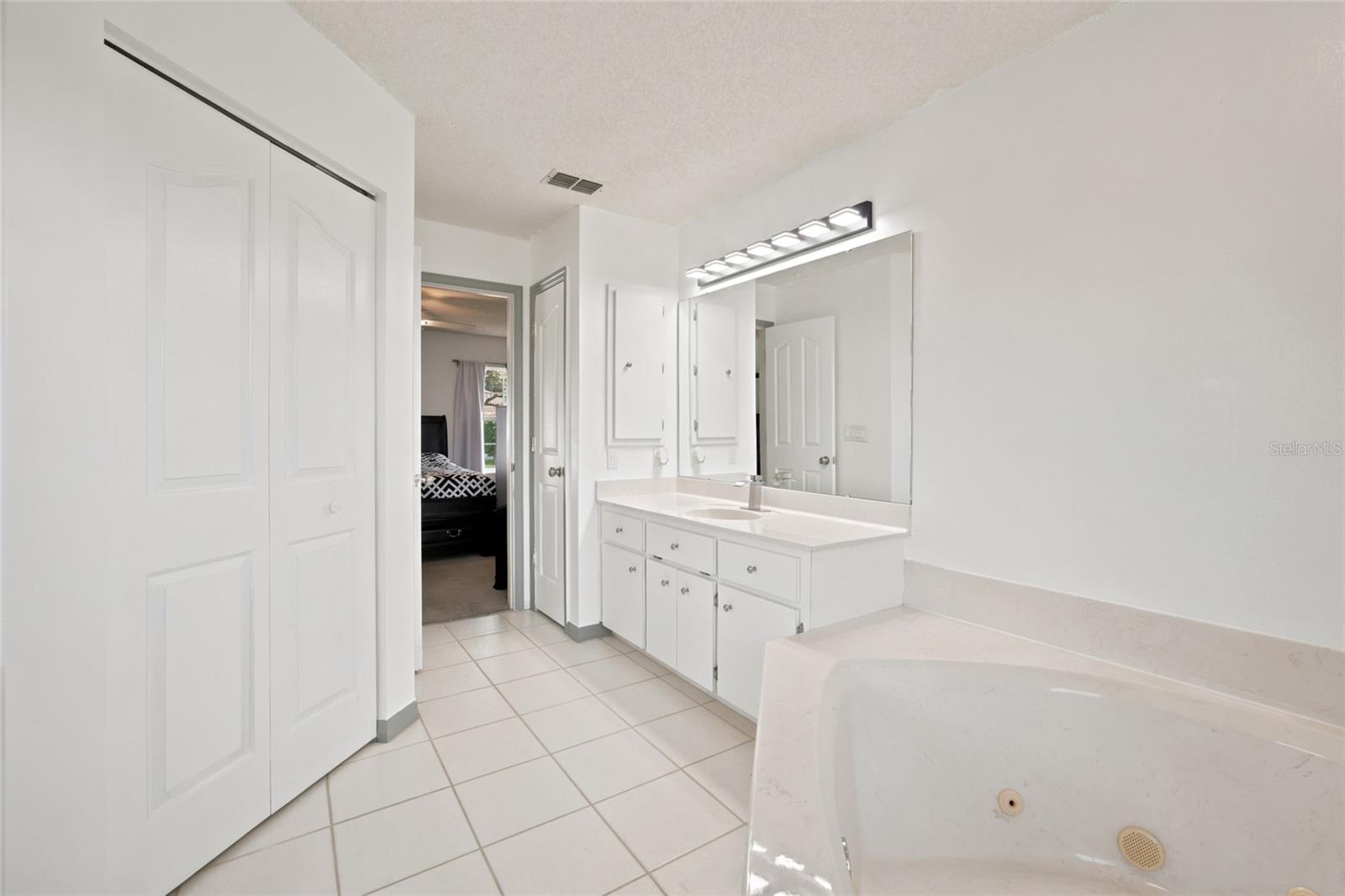 13677 Sw 40th Avenue Rd Property Photo 33