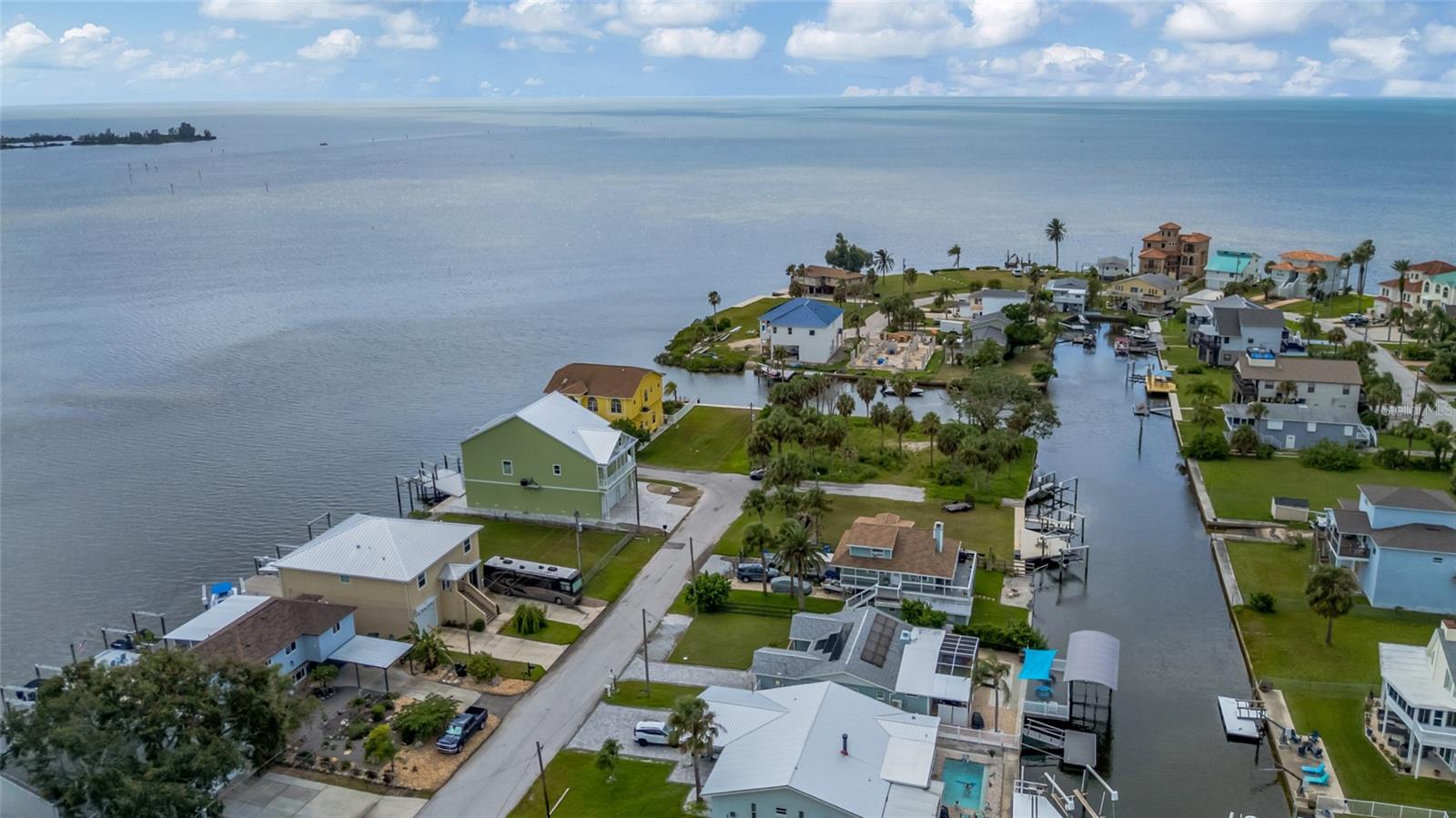 6522 Seaview Blvd Property Photo 17