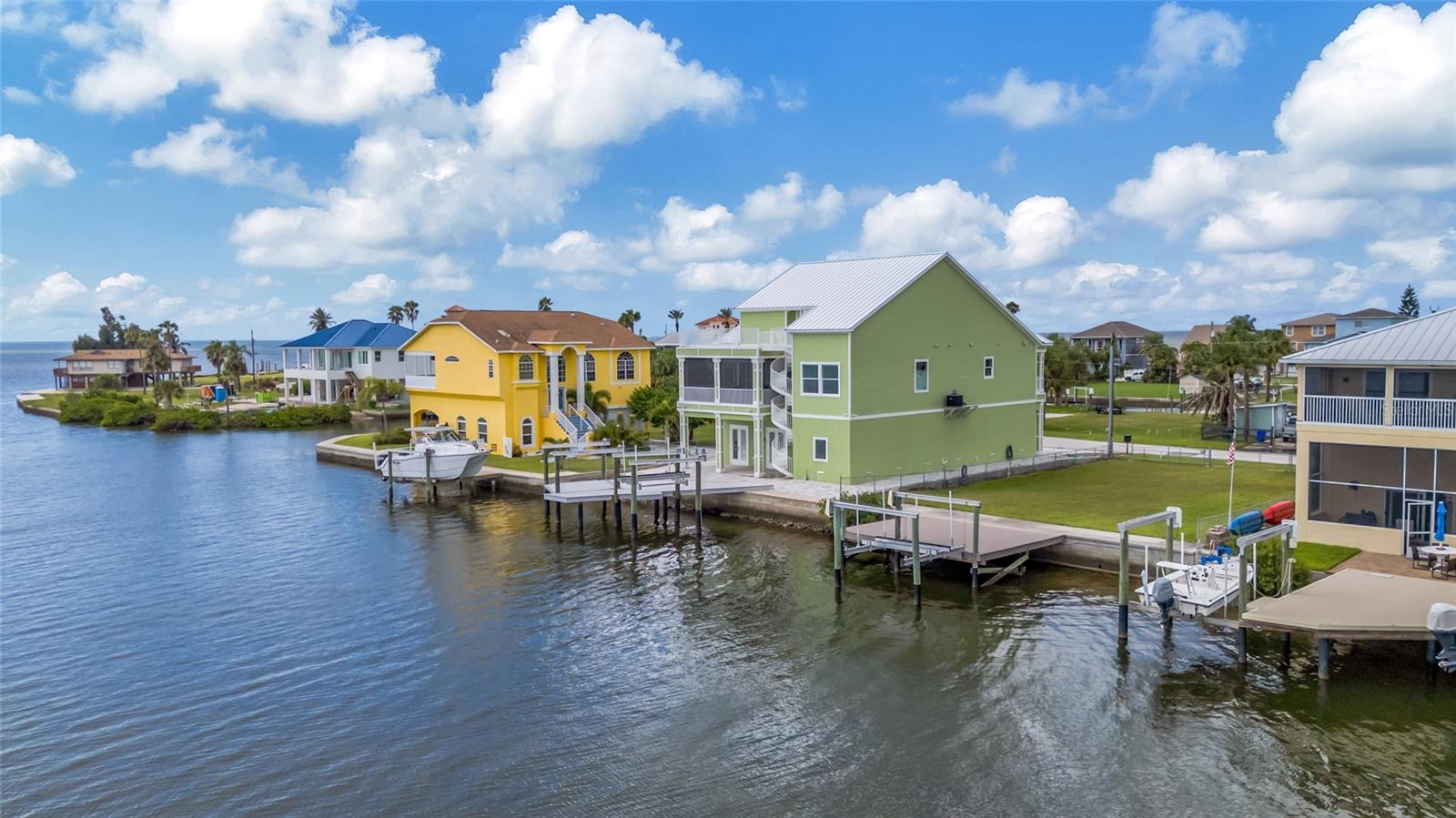 6522 Seaview Blvd Property Photo 24
