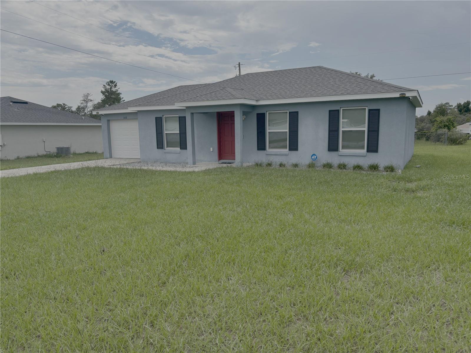 103 Marion Oaks Dr Property Photo 3
