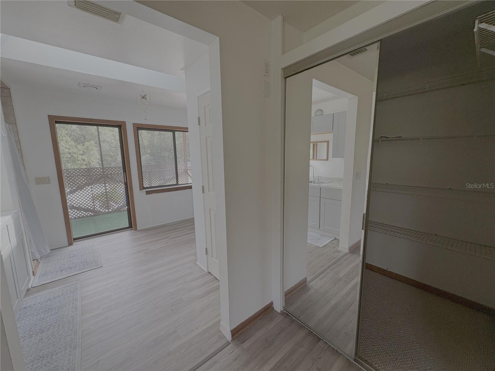6140 E Tenison St Property Photo 5
