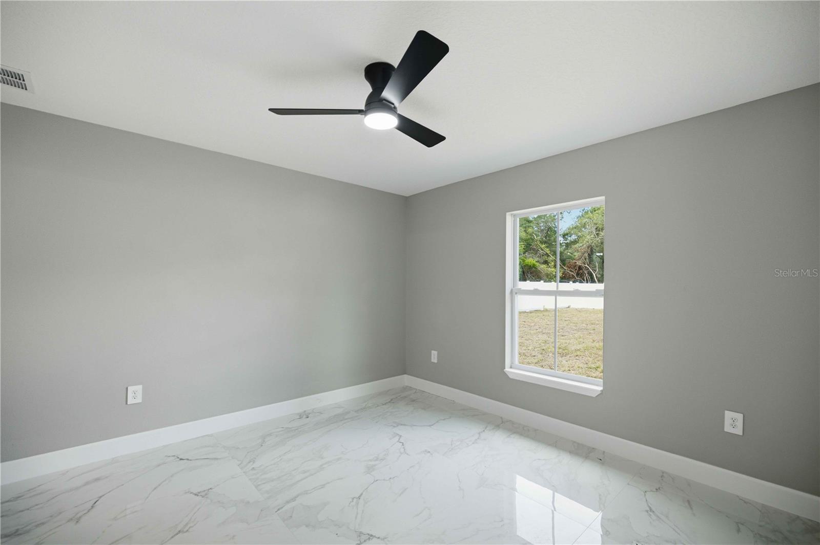 14905 Sw 24 Pl Property Photo 9