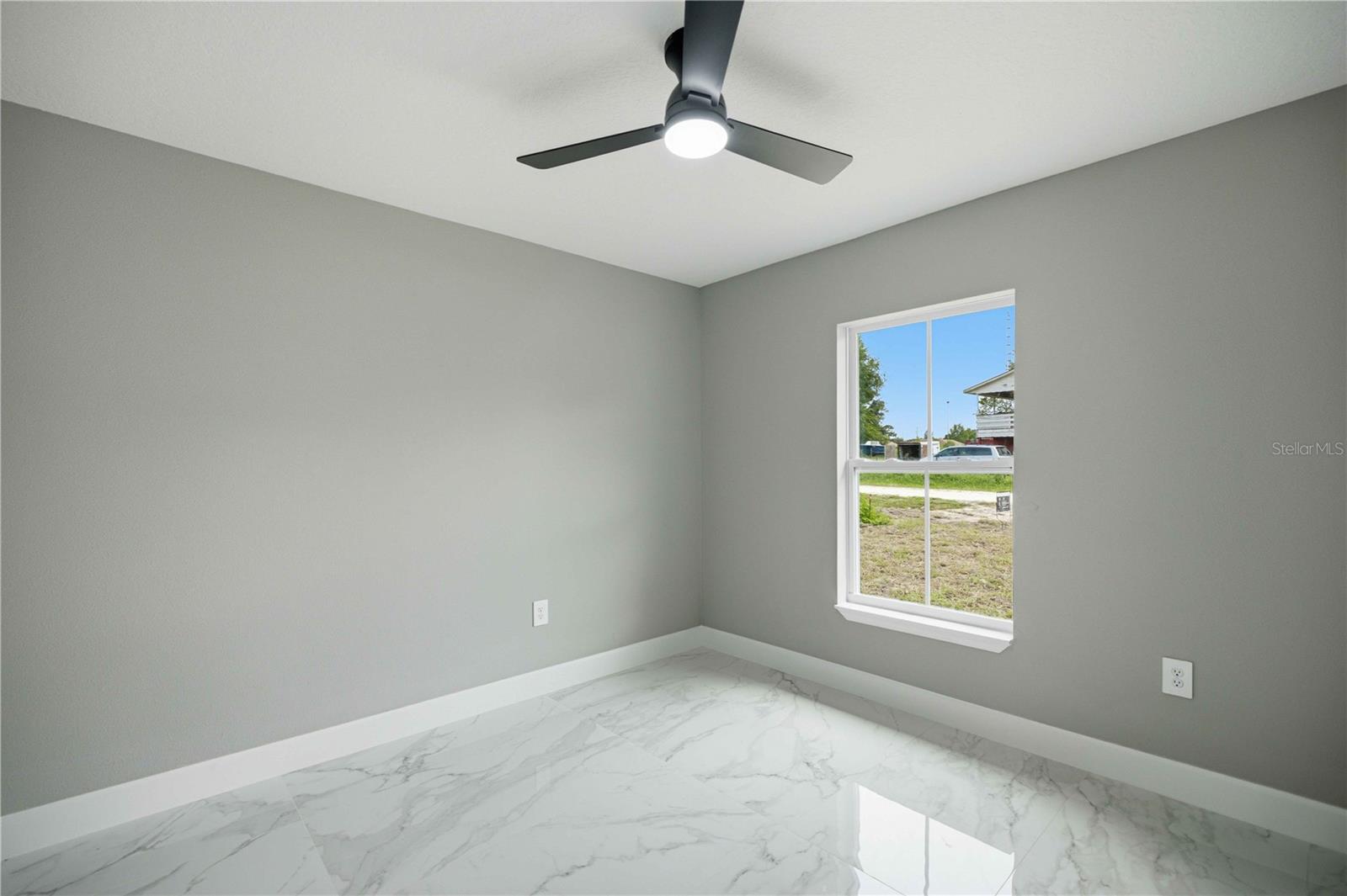 14905 Sw 24 Pl Property Photo 12