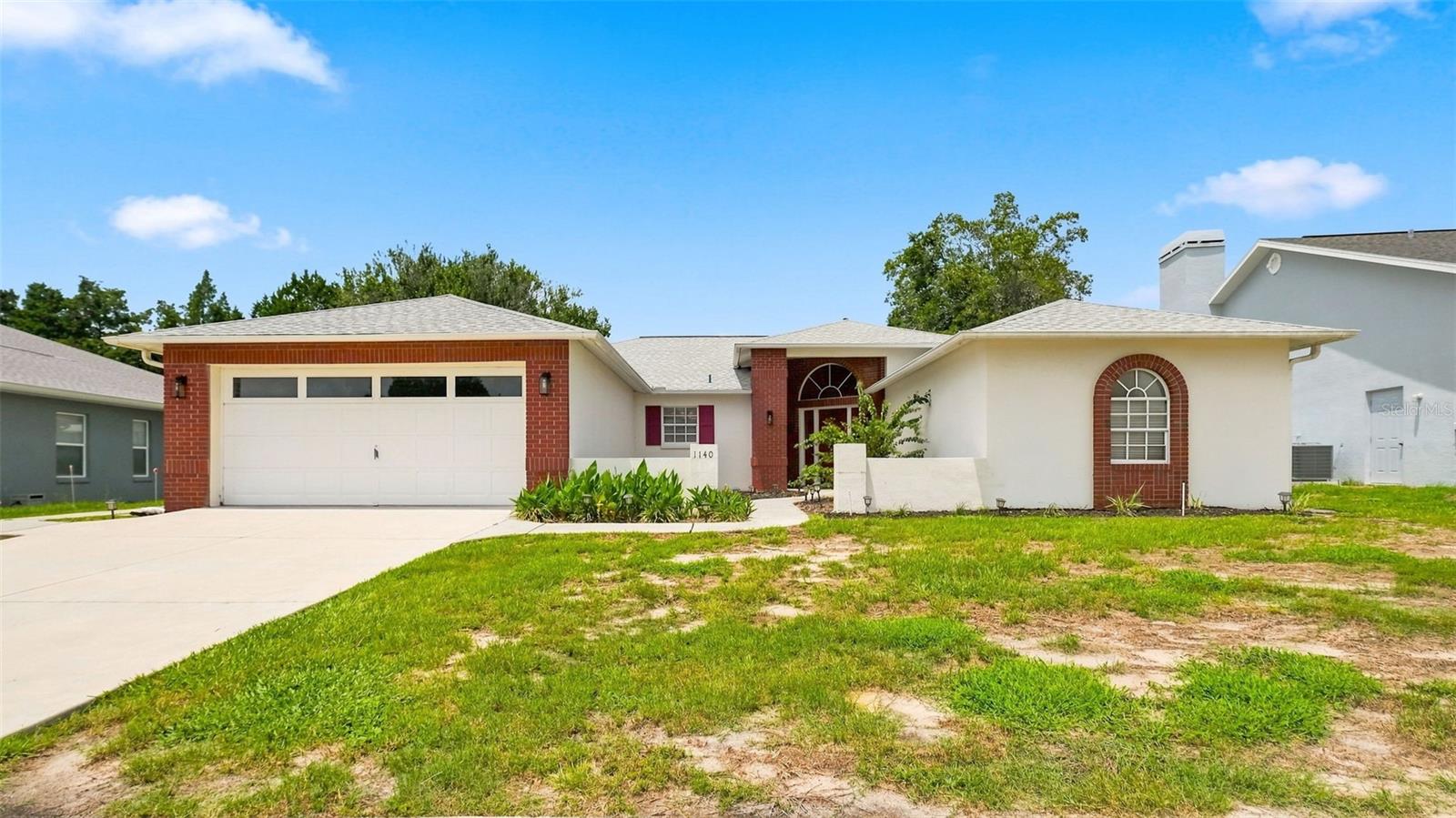 1140 S Softwind Loop Property Photo 3