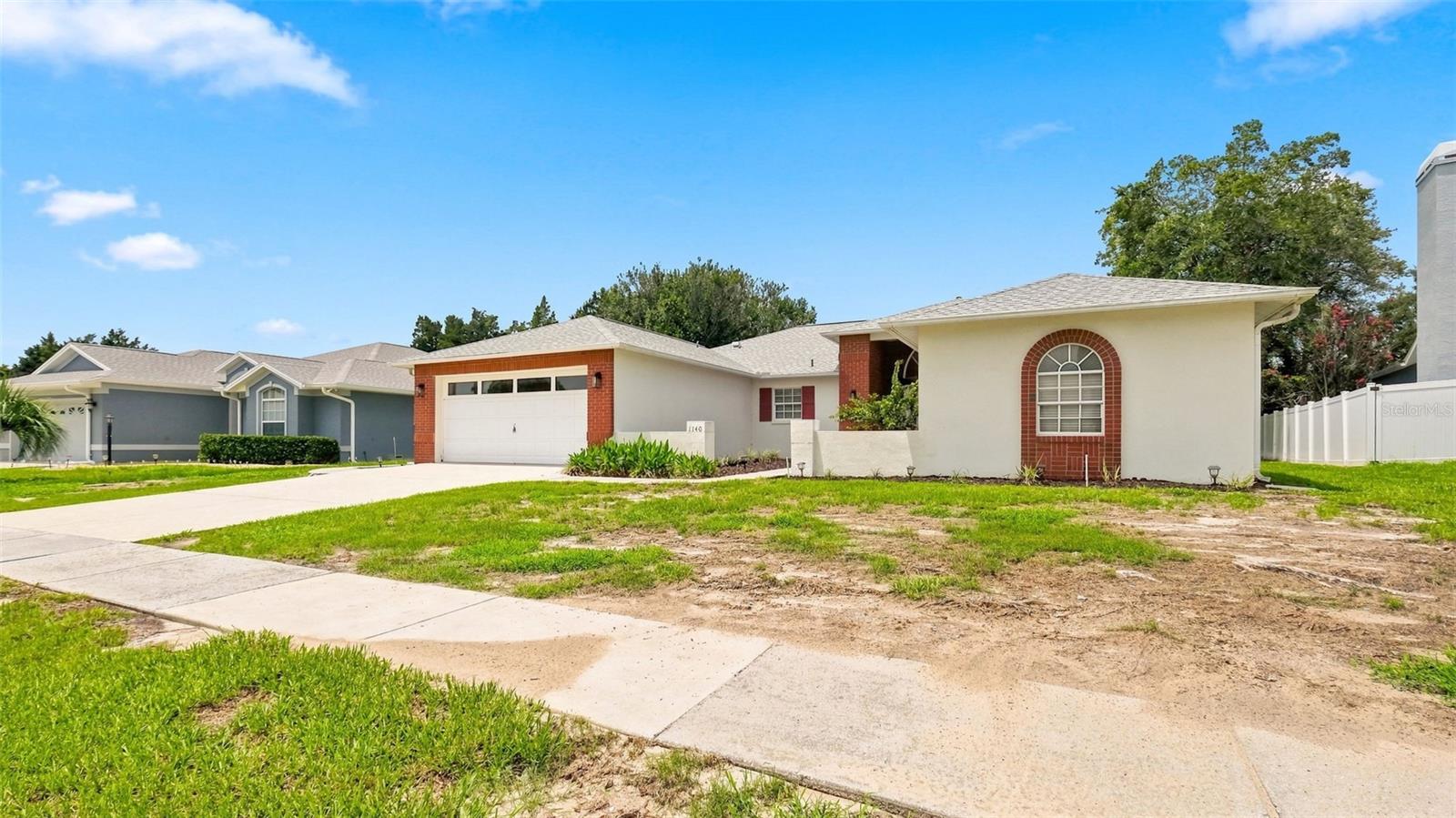 1140 S Softwind Loop Property Photo 4