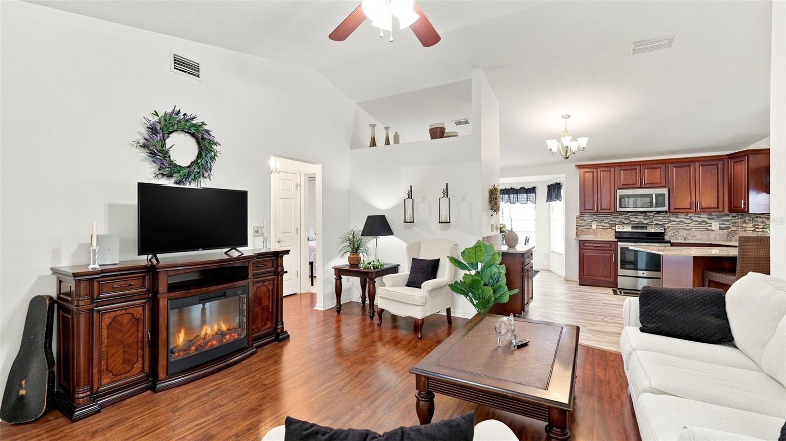 1140 S Softwind Loop Property Photo 22