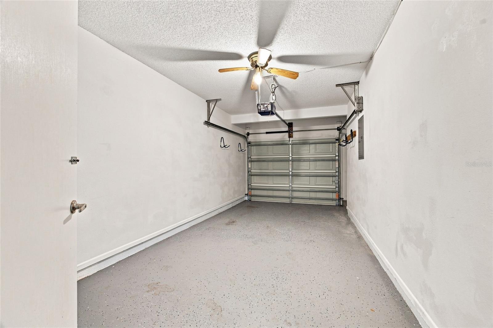 6 Hickory Track Way Property Photo 19