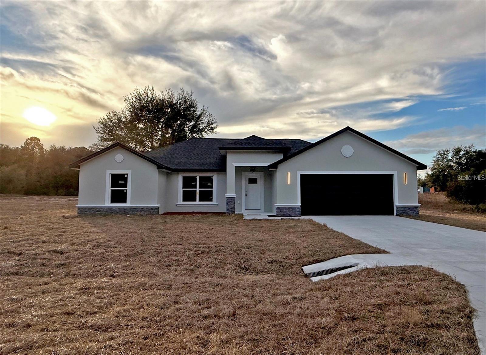 4252 Sw Begonia Ct Property Photo 1
