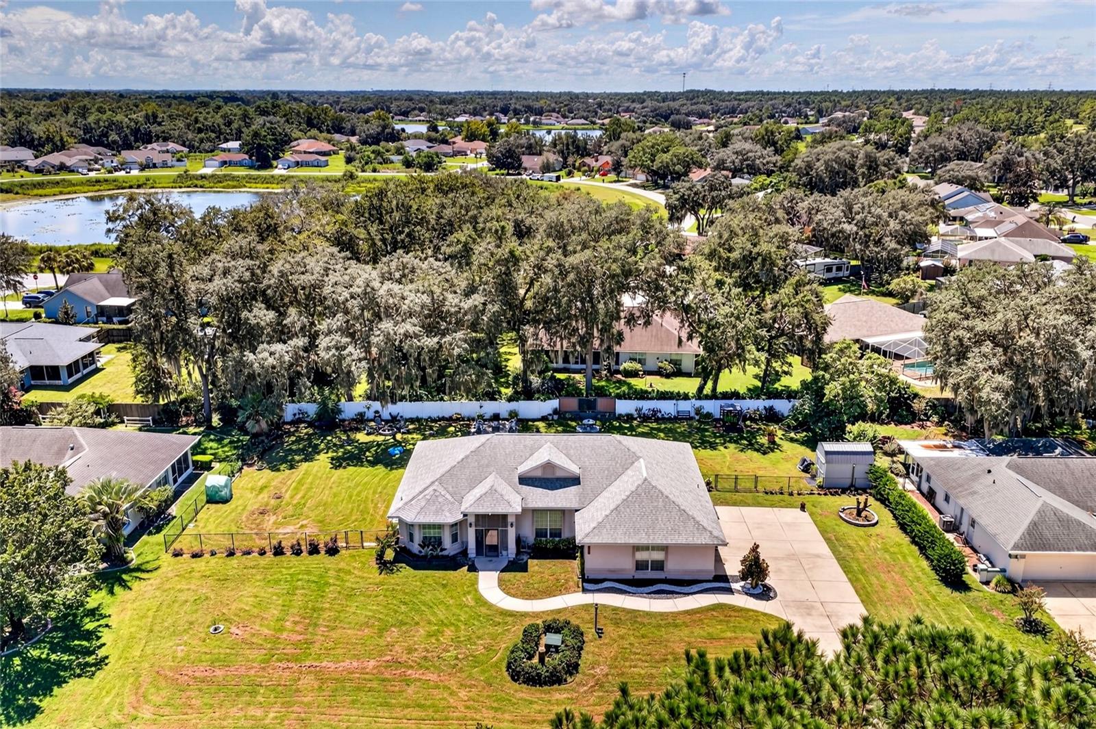 129 Bahia Trce Property Photo 4