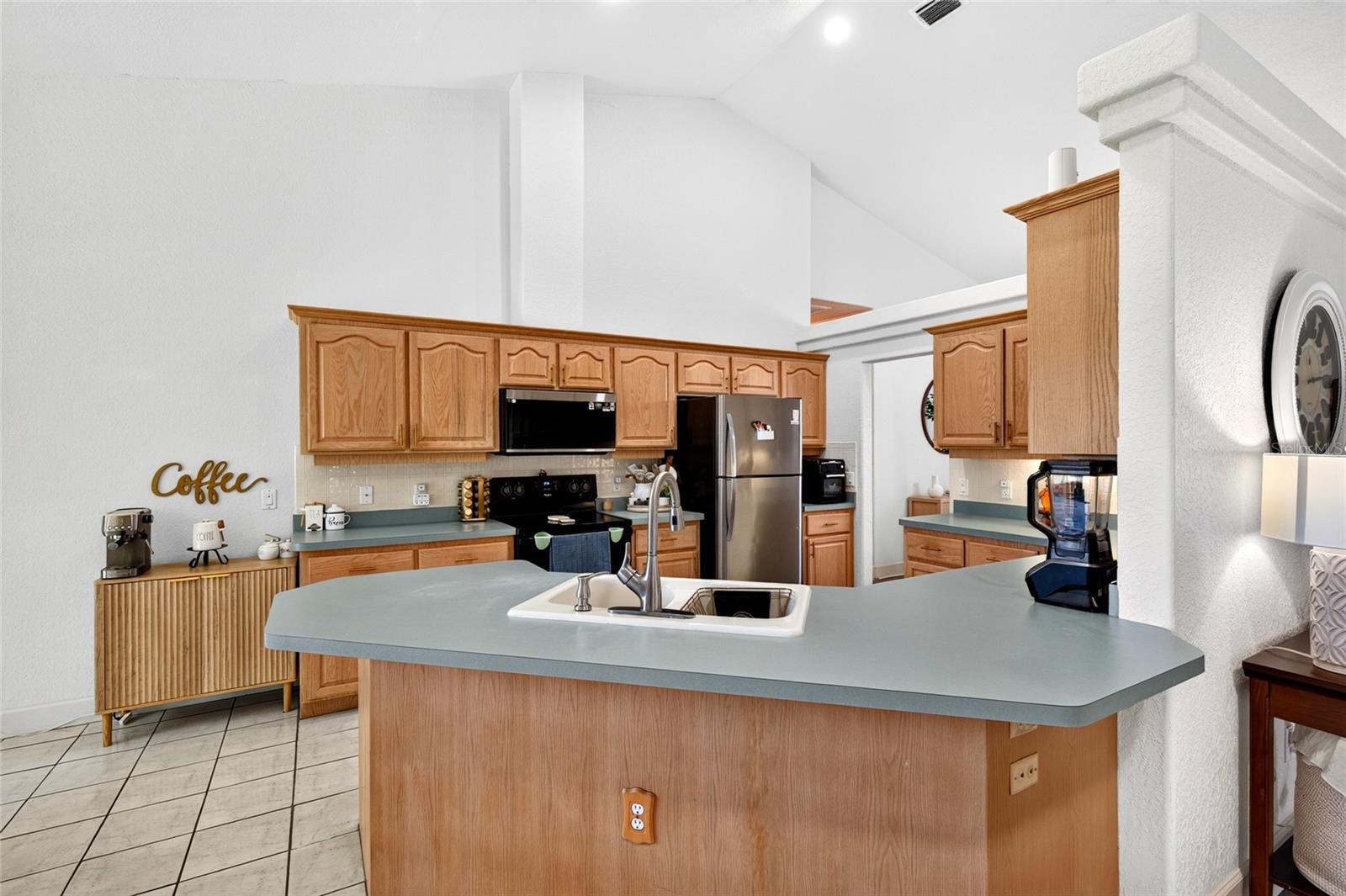 129 Bahia Trce Property Photo 10