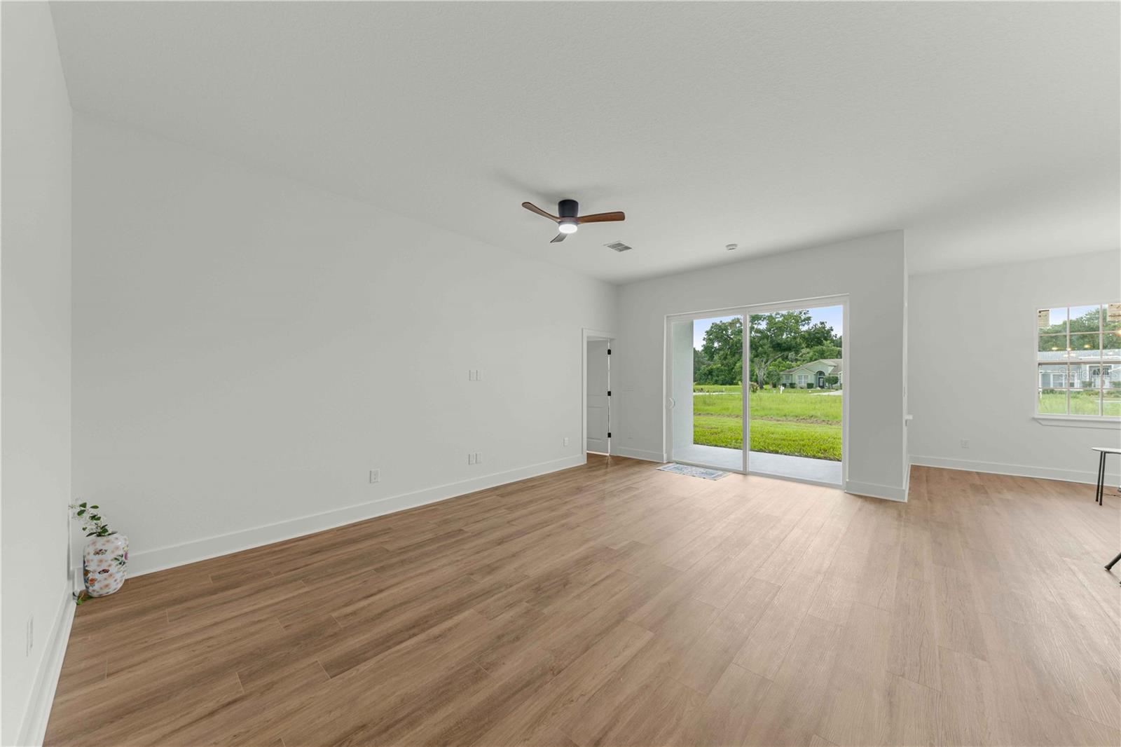 162 W Romany Loop Property Photo 13