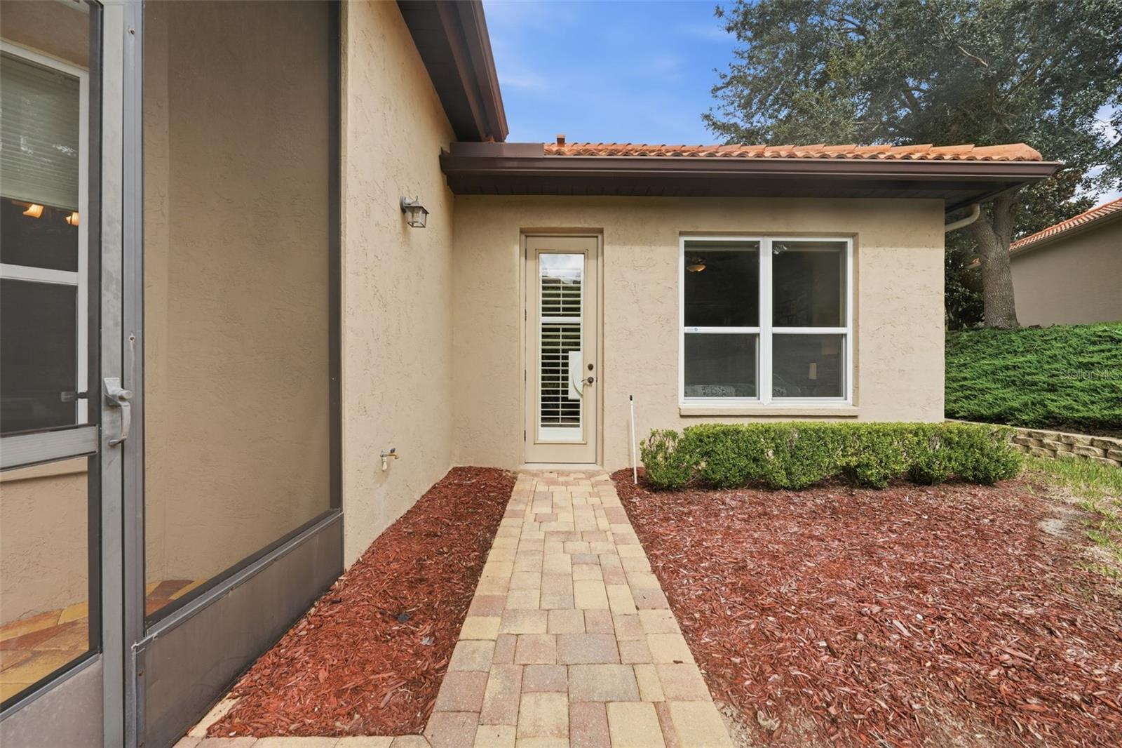 1910 N Eagle Chase Dr Property Photo 9