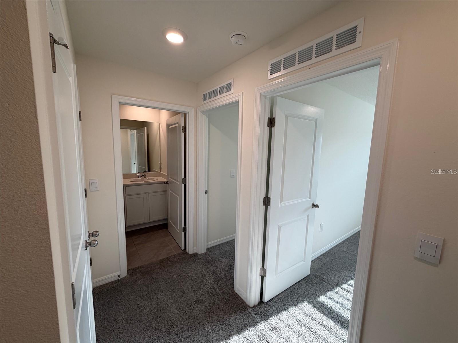 6685 Sw 81st Loop Property Photo 23
