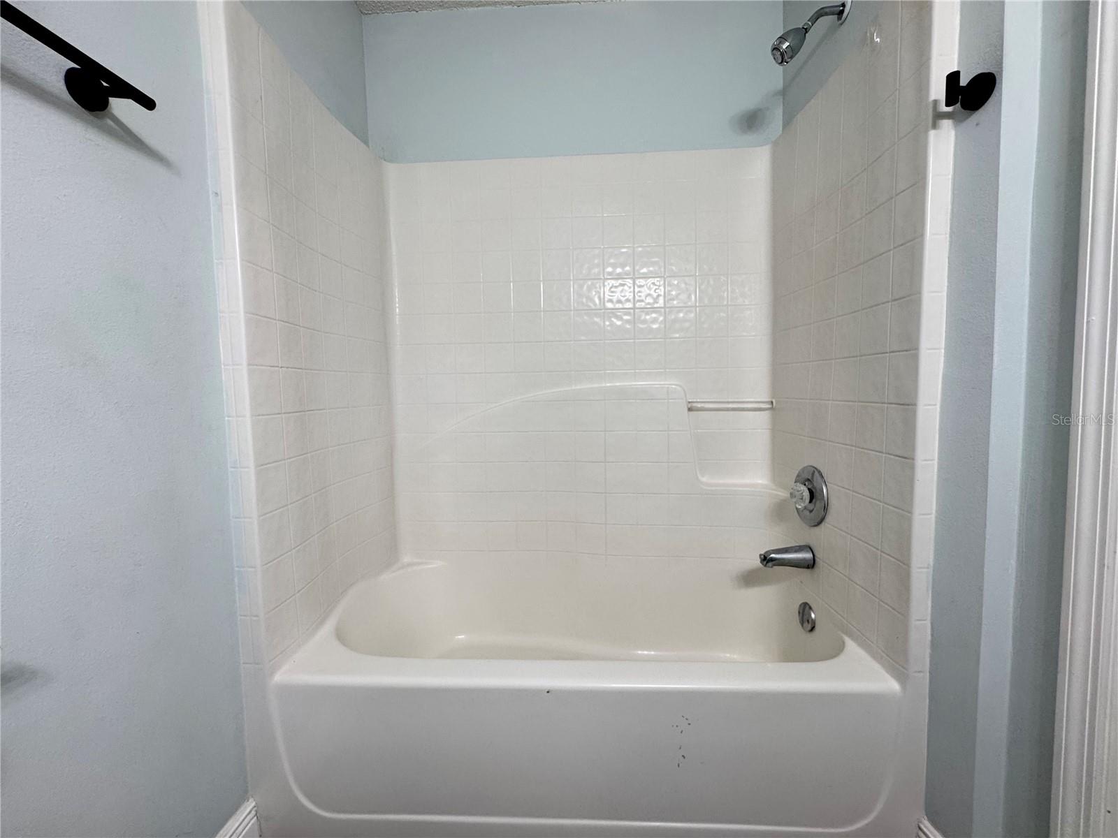 3243 Greynolds Ave Property Photo 19