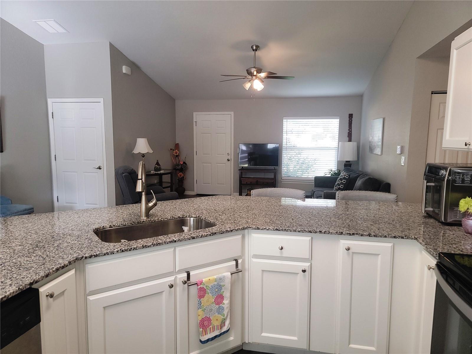 4534 Sw Clearwater Ct Property Photo 9