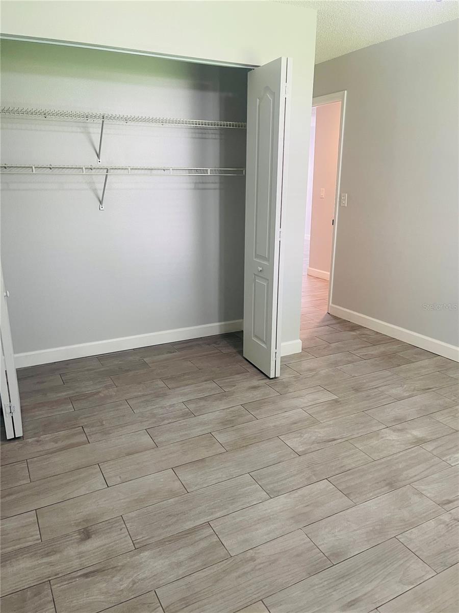 2701 Ne 10th St #802 Property Photo 15