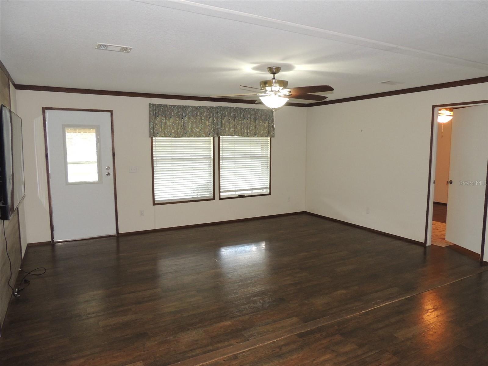 5950 Ne 107th Ct Property Photo 14