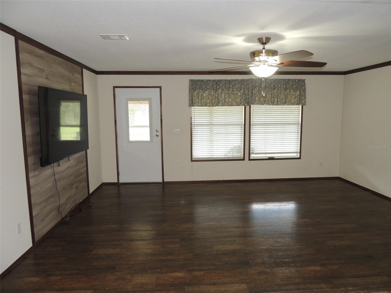 5950 Ne 107th Ct Property Photo 15