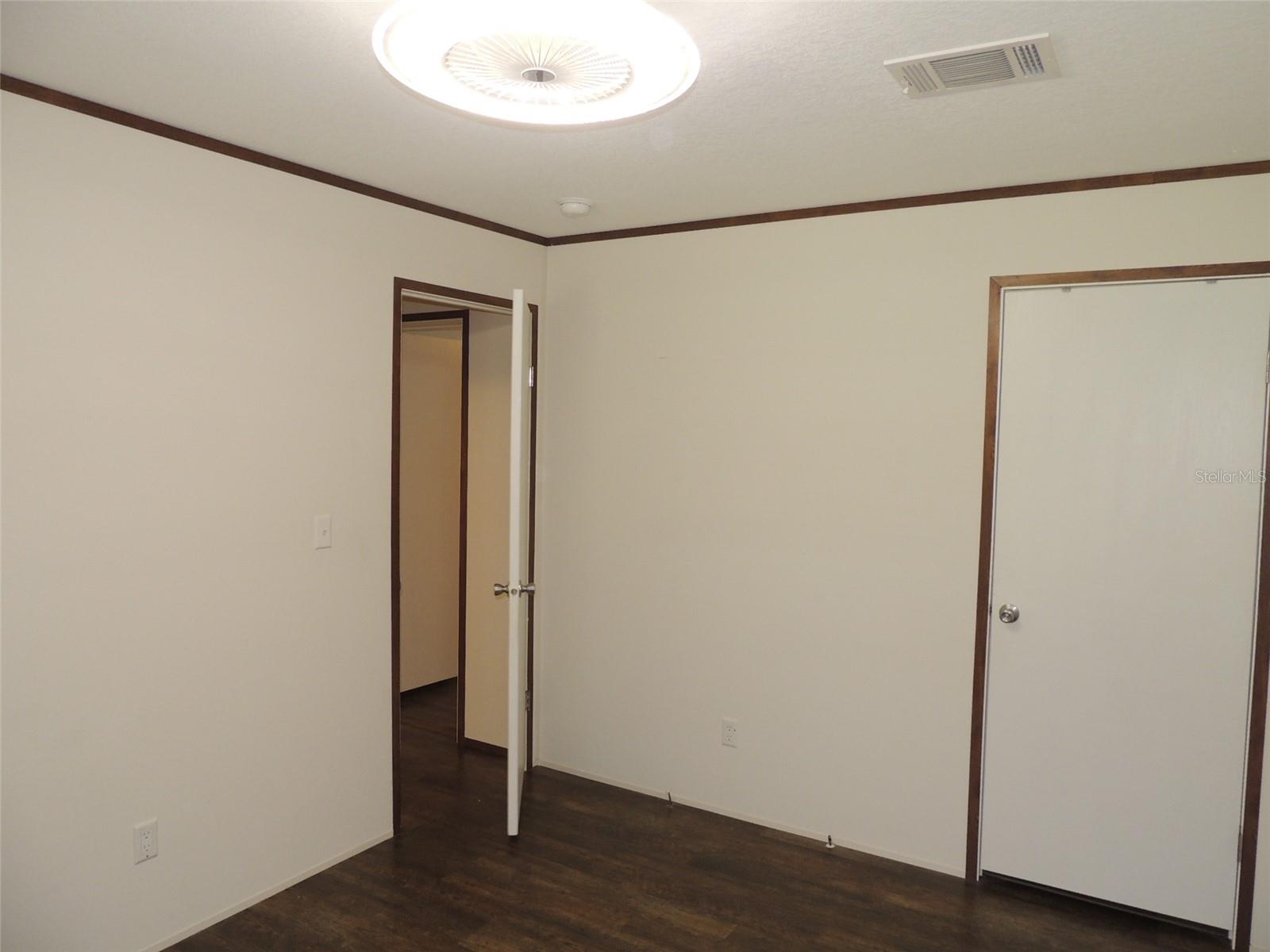 5950 Ne 107th Ct Property Photo 28