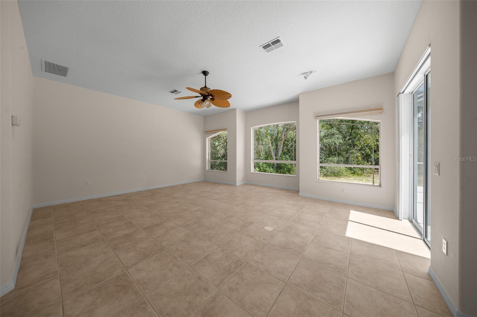6410 W Pine Ridge Blvd Property Photo 15
