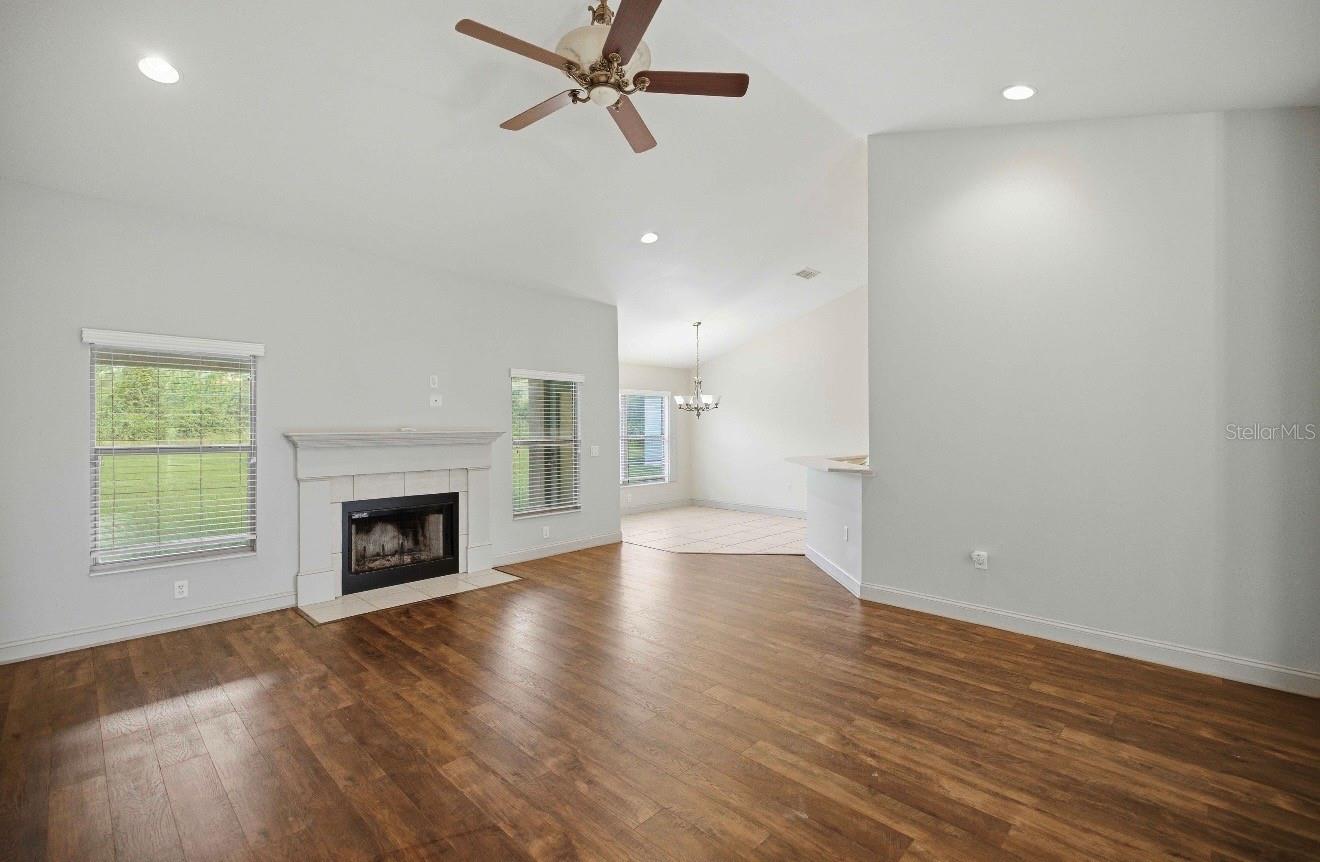 5931 Ne 57th Loop Property Photo 20