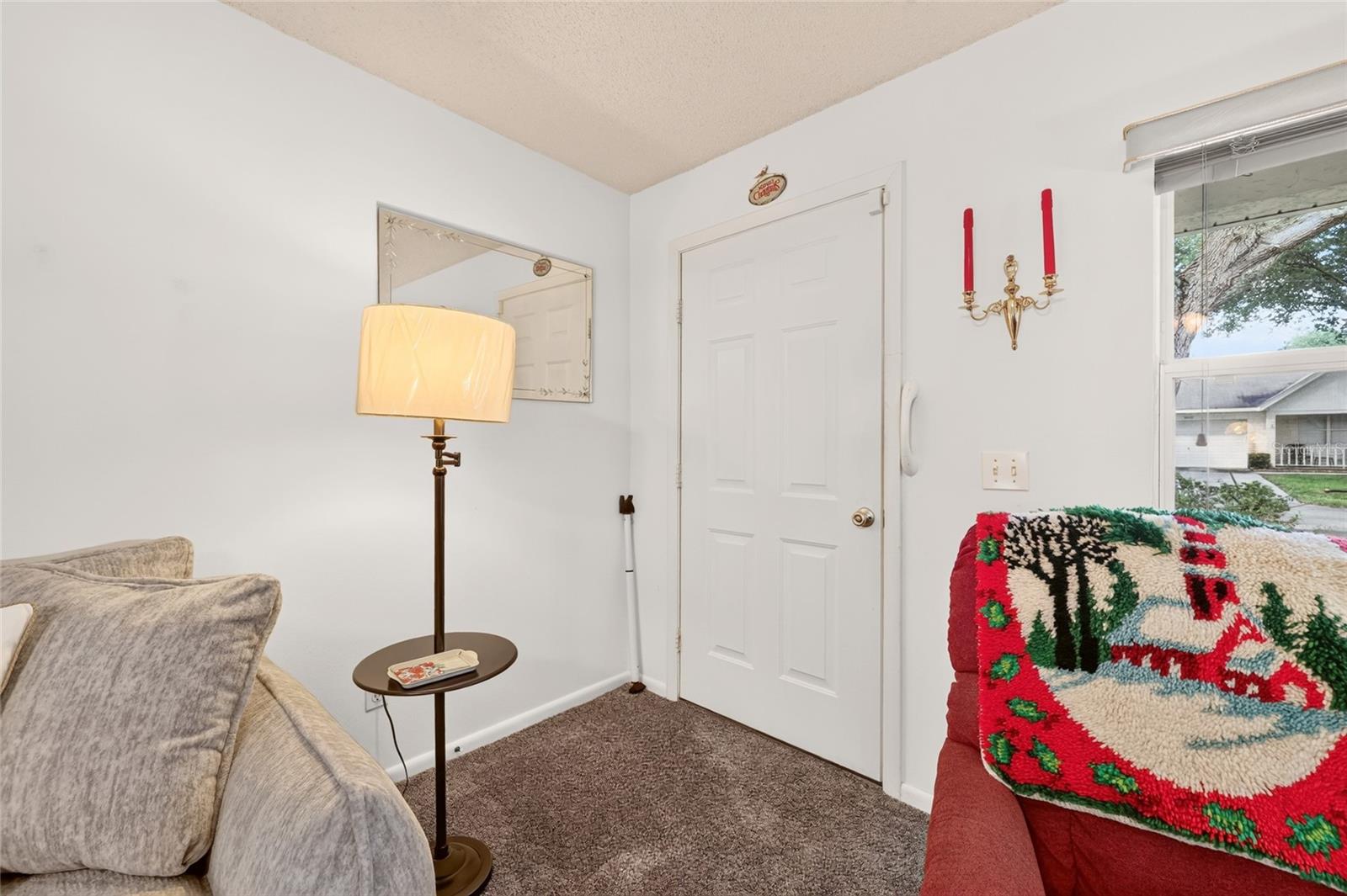 9659 Sw 95th Ter #b Property Photo 14