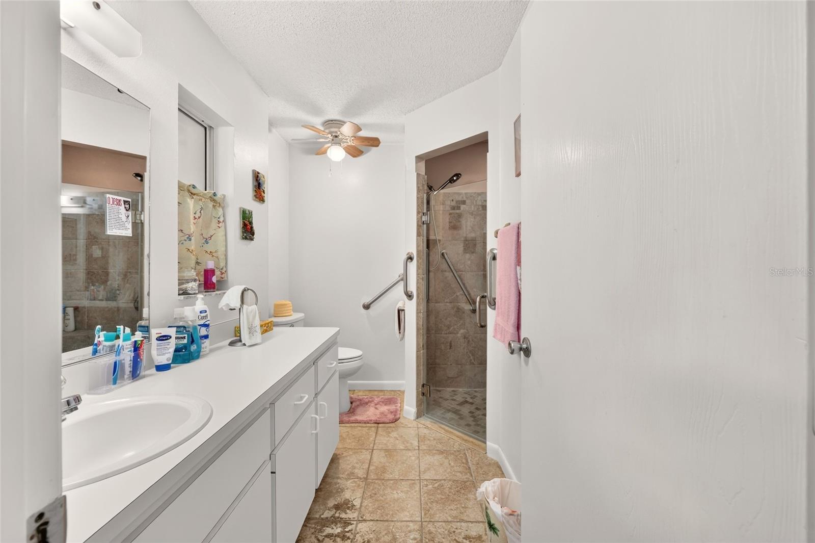 9659 Sw 95th Ter #b Property Photo 31