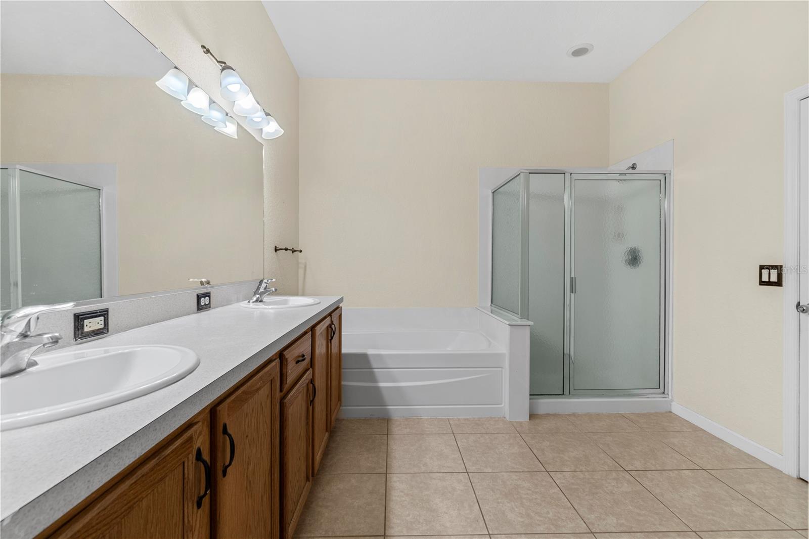 5464 Sw 41st St Property Photo 30