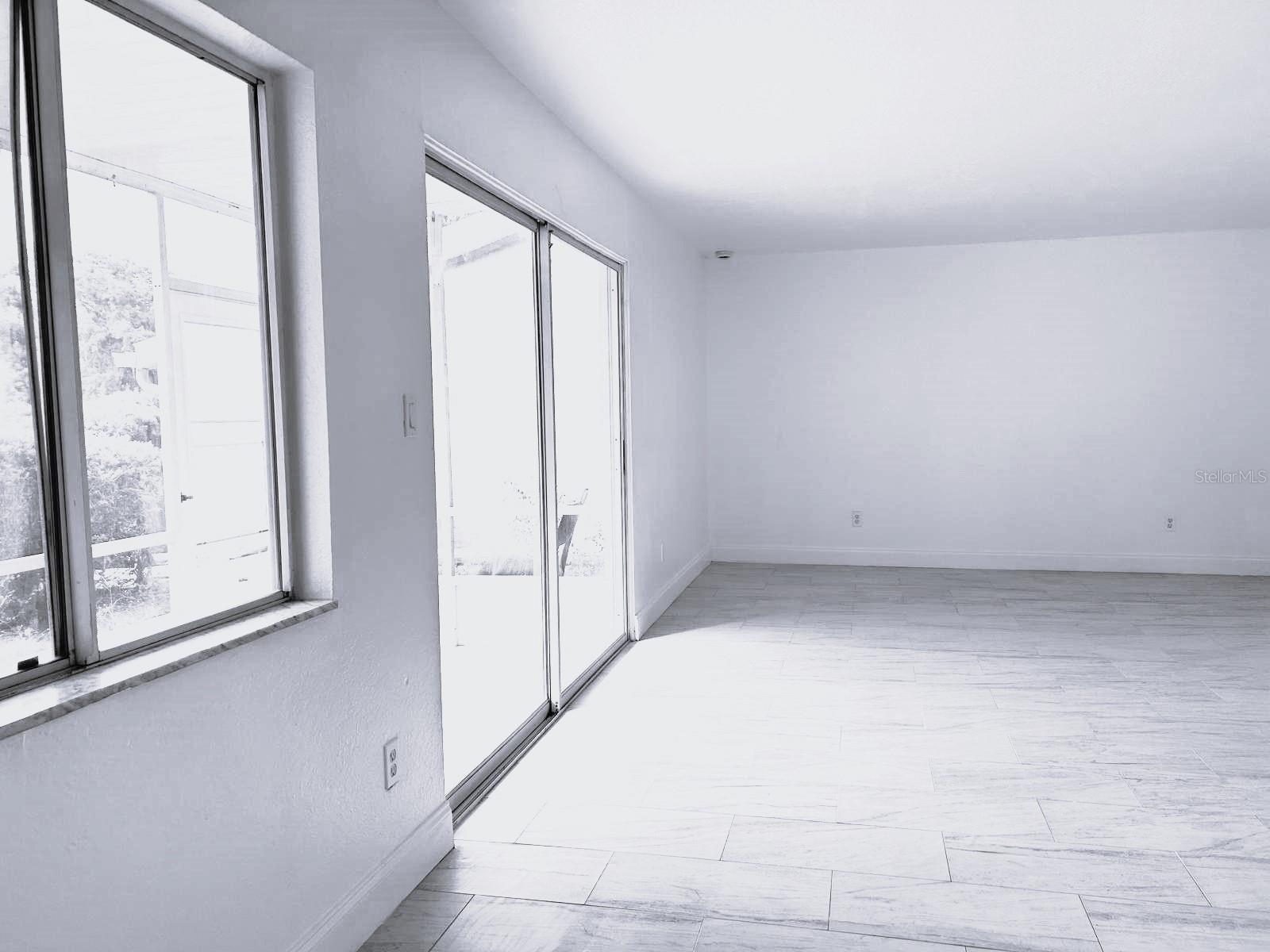 627 Silver Pass #a Property Photo 15