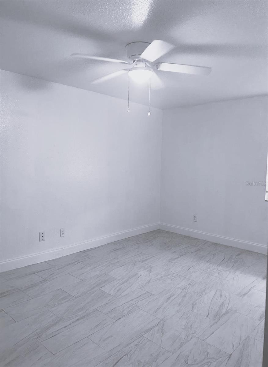 627 Silver Pass #a Property Photo 31