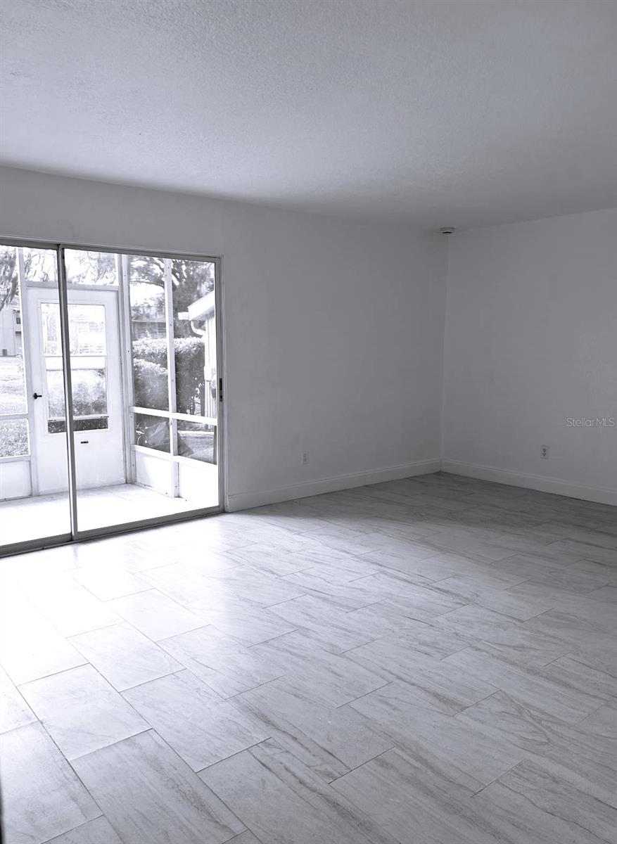627 Silver Pass #a Property Photo 38