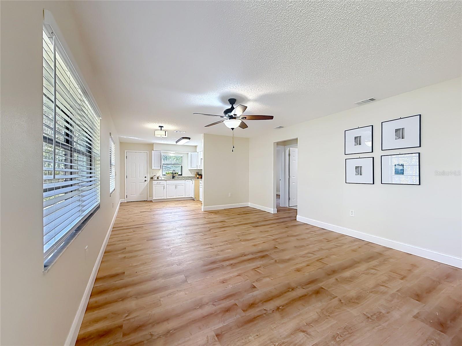 416 N Hourglass Ter Property Photo 11