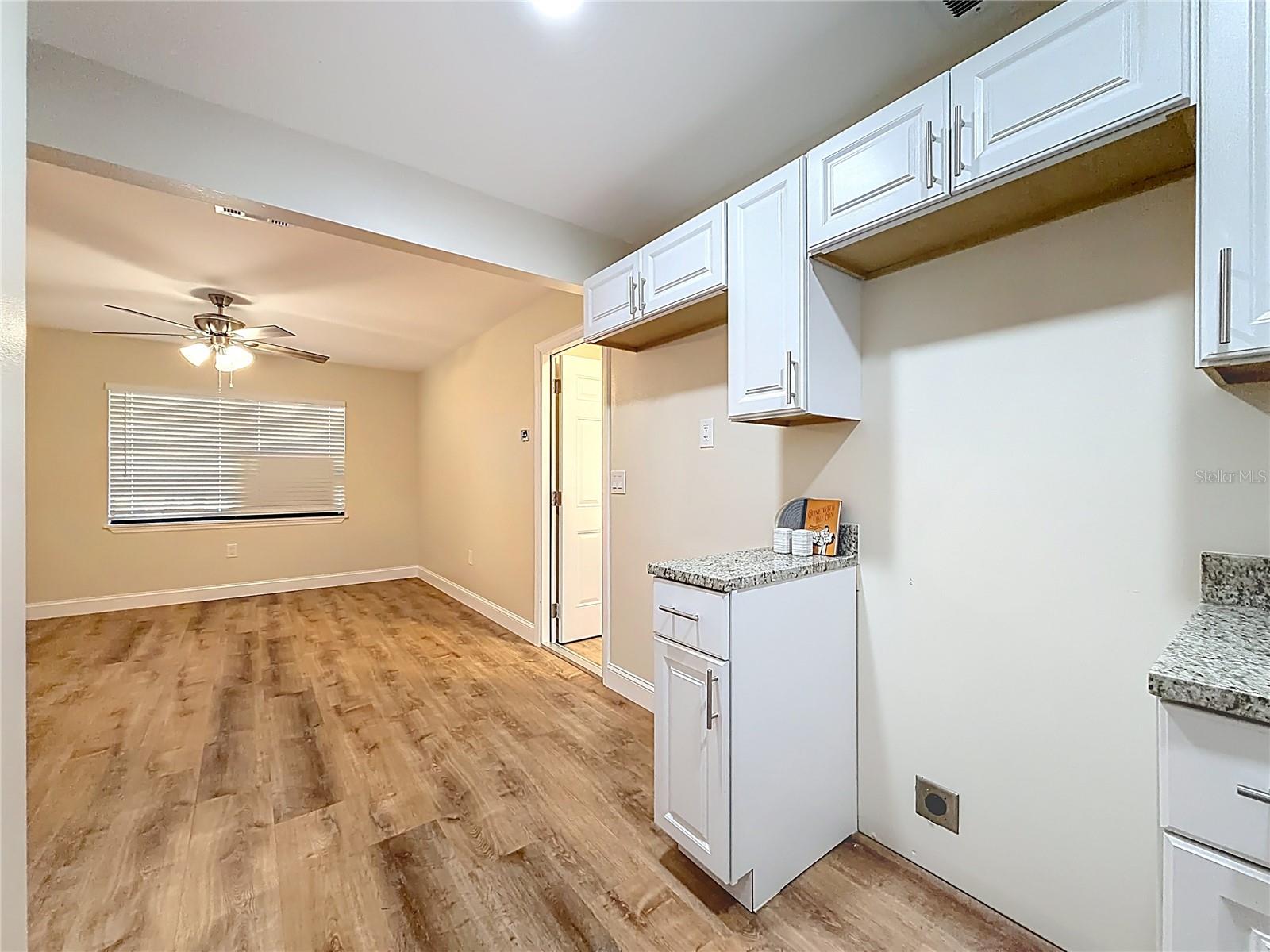 416 N Hourglass Ter Property Photo 37