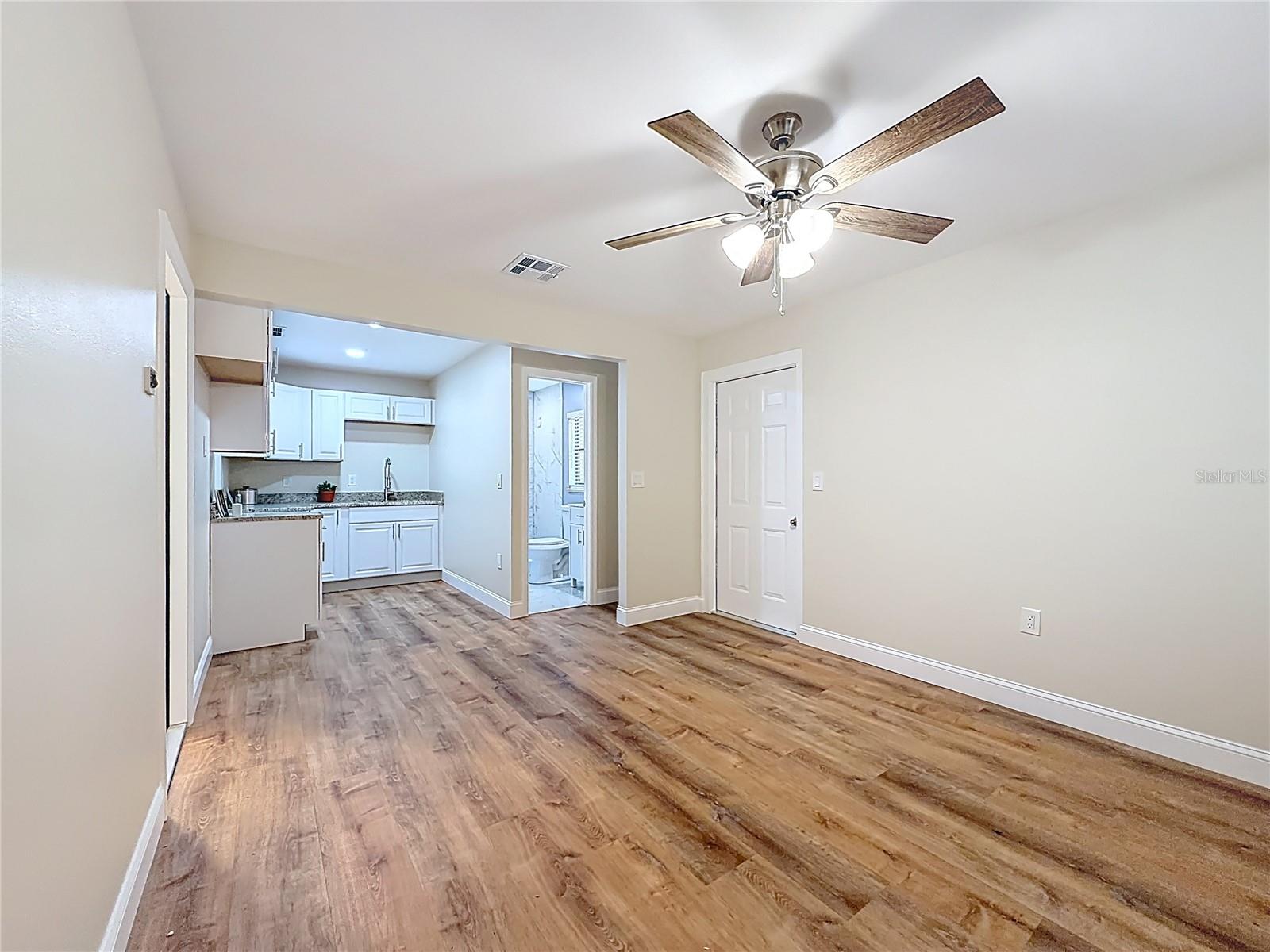 416 N Hourglass Ter Property Photo 40