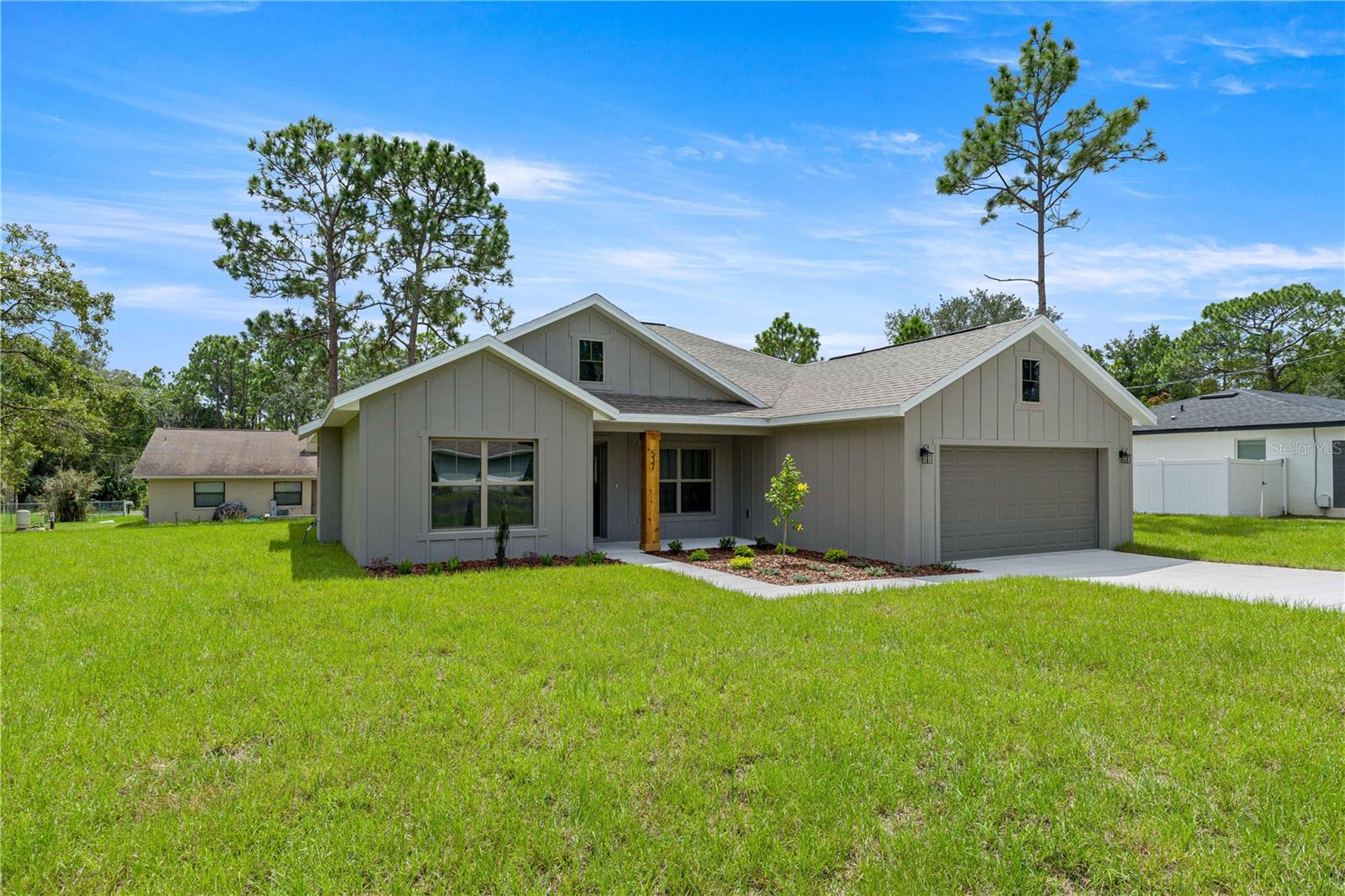 537 Bahia Circle Dr Property Photo 2