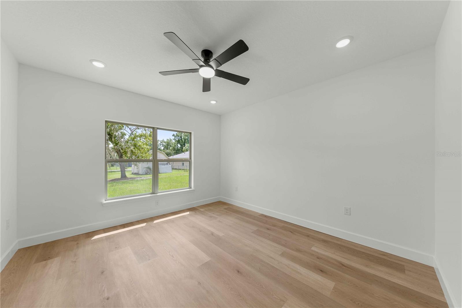 537 Bahia Circle Dr Property Photo 15