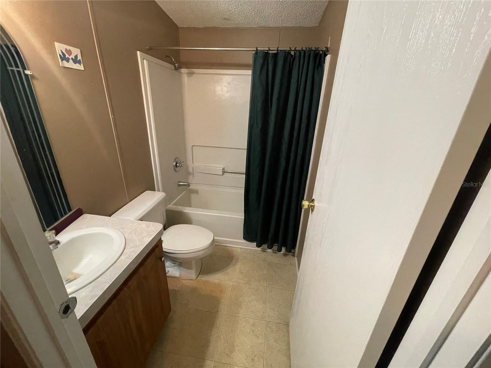 3561 Ne 59th Ter Property Photo 13