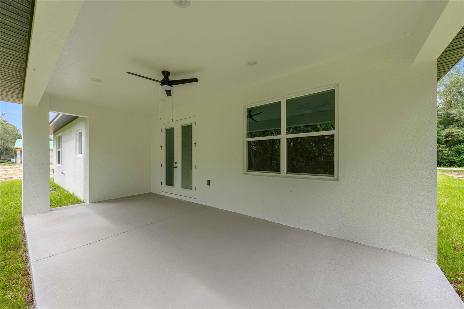 100 Willow Rd Property Photo 6