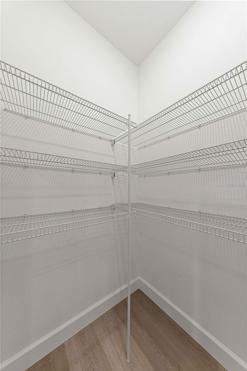 100 Willow Rd Property Photo 13