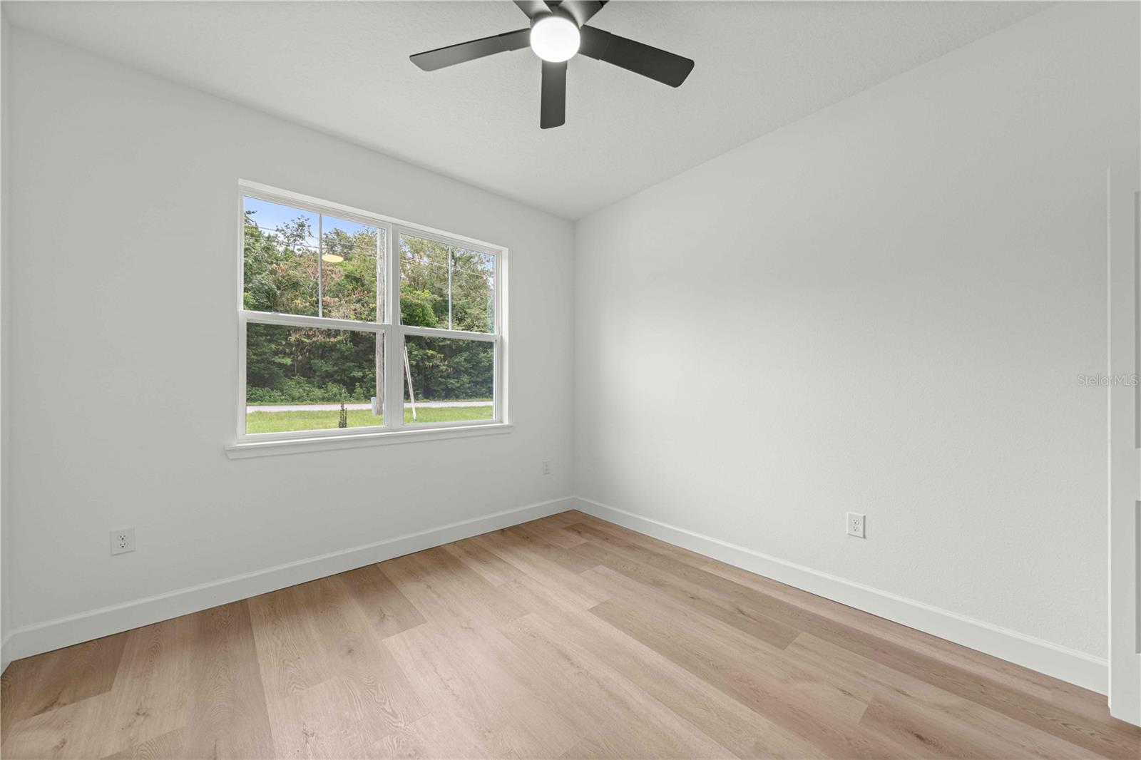 100 Willow Rd Property Photo 23