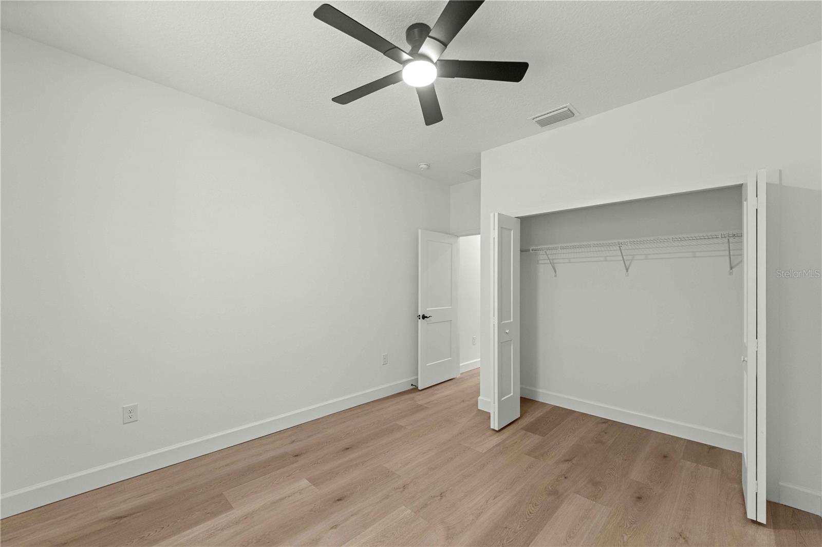 100 Willow Rd Property Photo 27