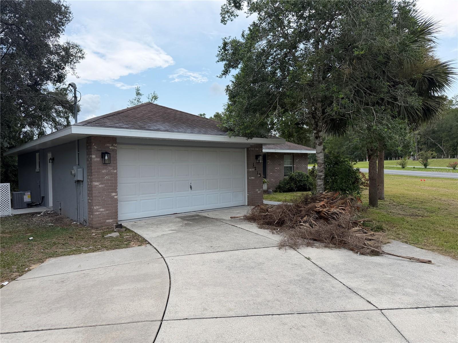 1213 W SORRENTO DR Property Photo 1