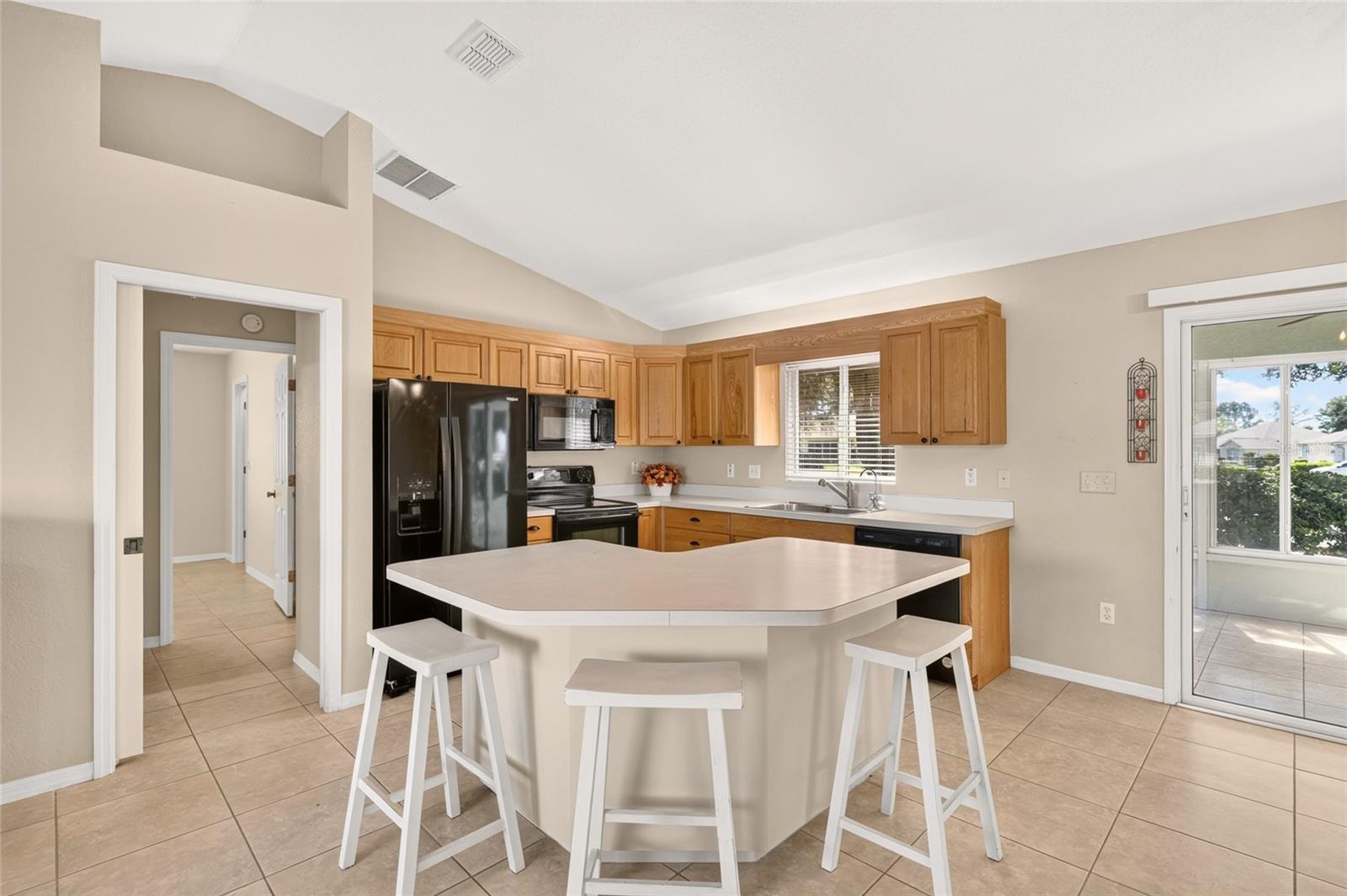 9077 Se 136th Loop Property Photo 15
