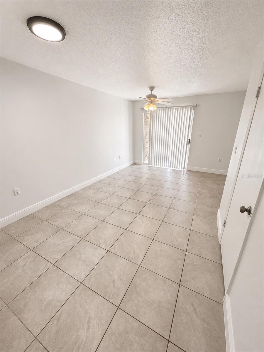 1181-1181 Bentley Rd #1 Property Photo 8