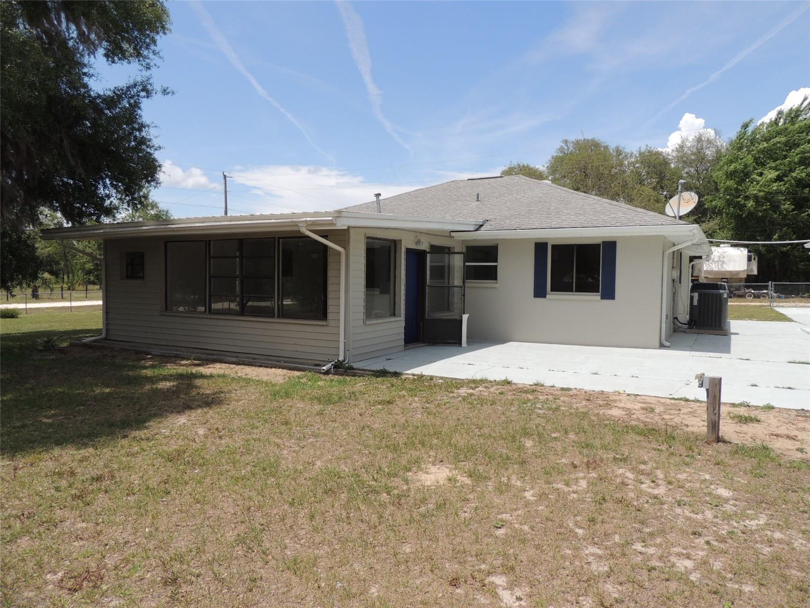 13250 Ne 52nd Pl Property Photo 7