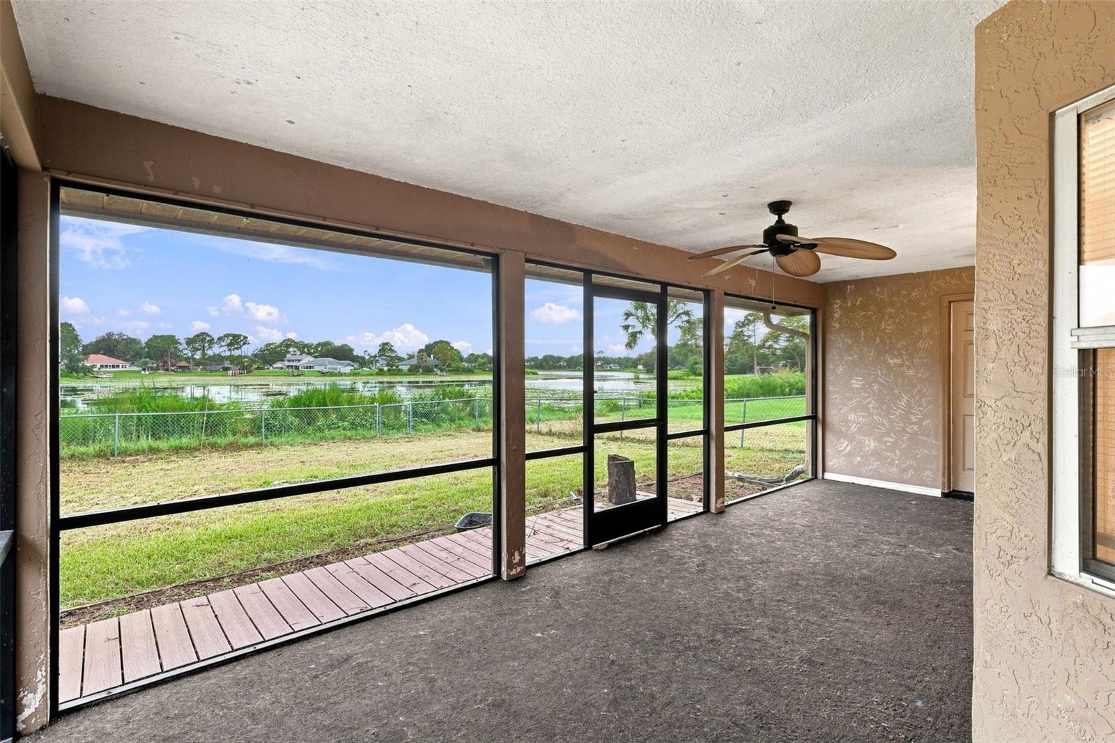 1096 Prescott Blvd Property Photo 36