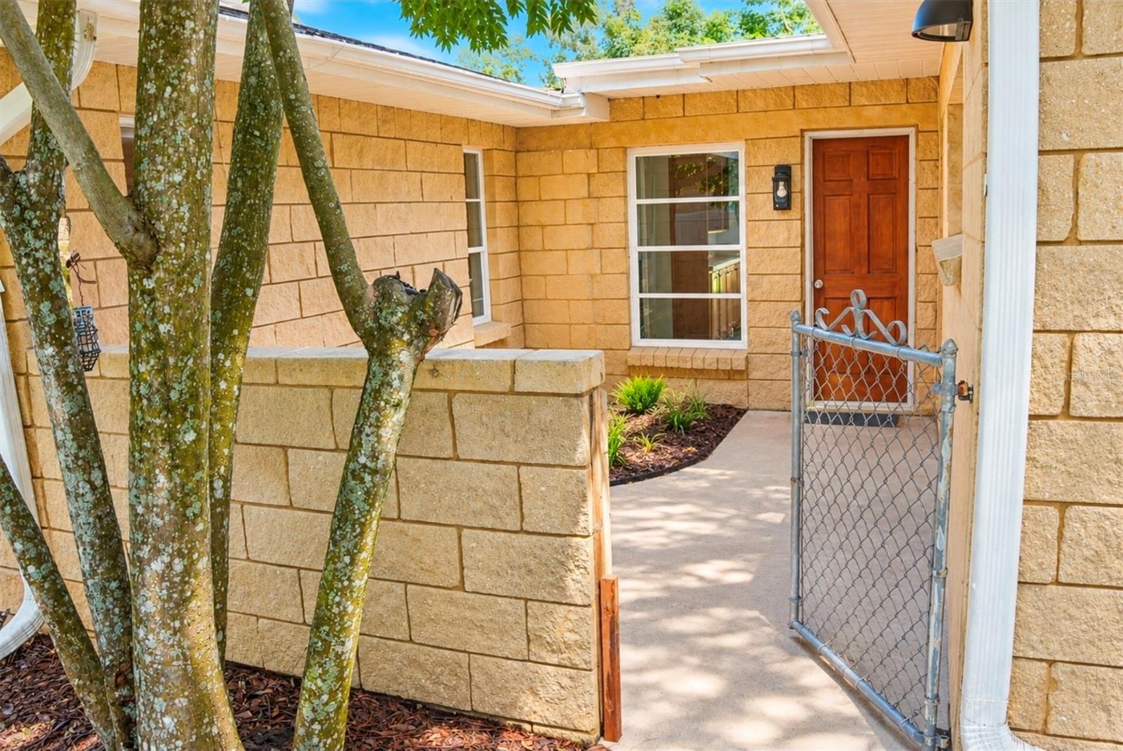 25 Emerald Ct Property Photo 9