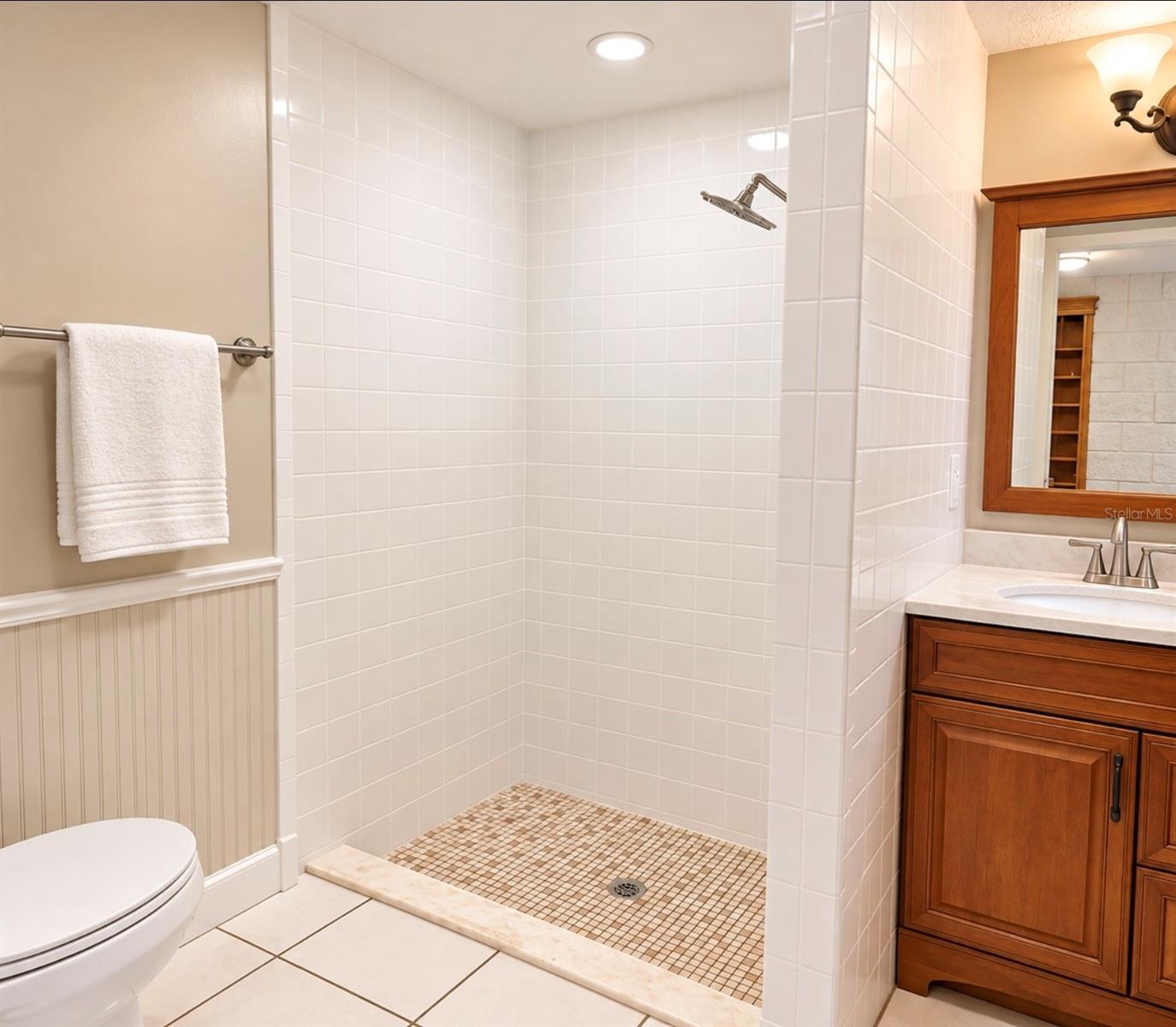 25 Emerald Ct Property Photo 11