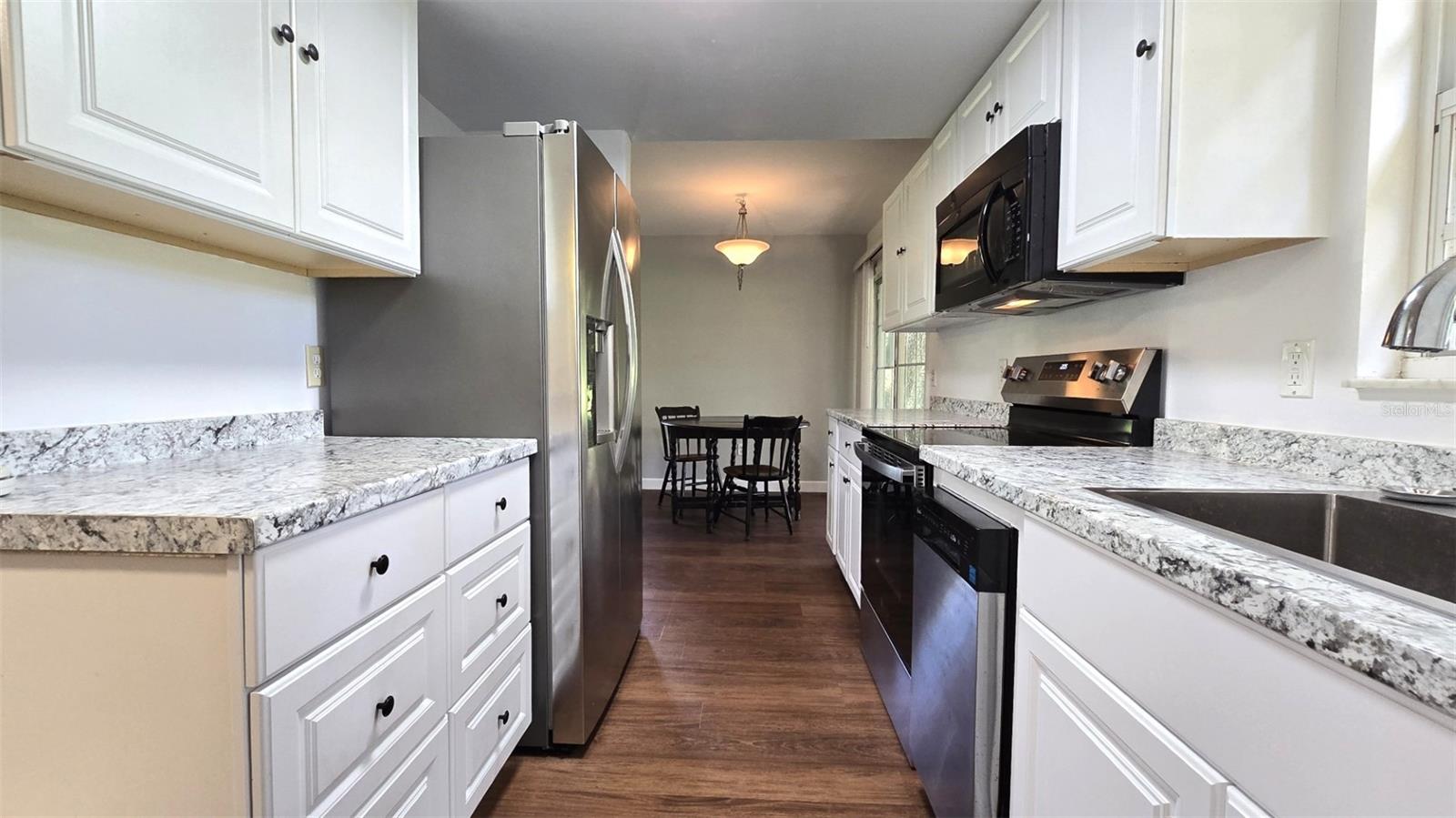 7912 Midway Drive Ter #t102 Property Photo 18